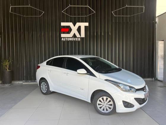 HYUNDAI HB20S 1.6 COMFORT PLUS 16V FLEX 4P AUTOMÁTICO